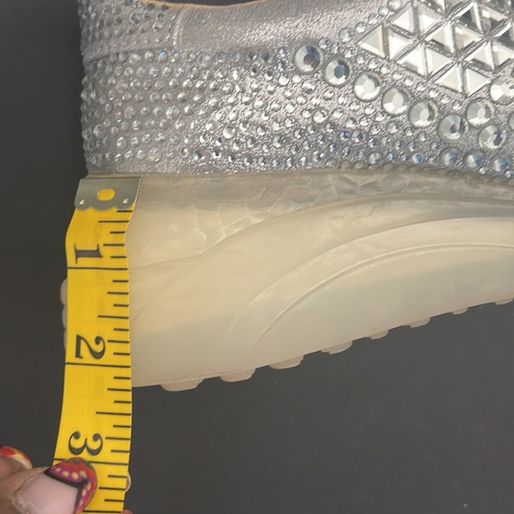 Sparkling Carrissa Sneakers Size US 9M - Picture 13 of 17